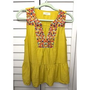 Momni Boutique Boho Embroidered Sleeveless Peplum Top Women's Size Medium